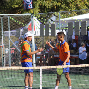 Hoërskool Upington students playing tennis